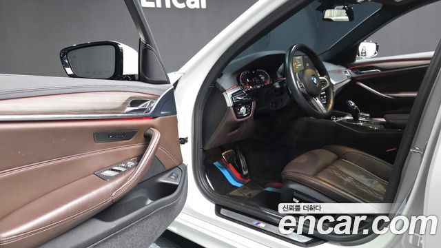 BMW 5-Series 520d M Sport Package Plus