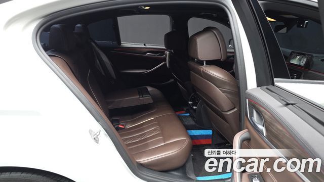 BMW 5-Series 520d M Sport Package Plus