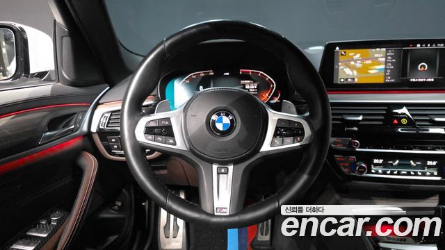 BMW 5-Series 520d M Sport Package Plus