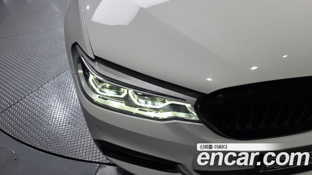 BMW 5-Series 520d M Sport Package Plus