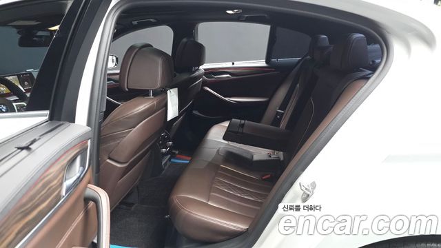 BMW 5-Series 520d M Sport Package Plus