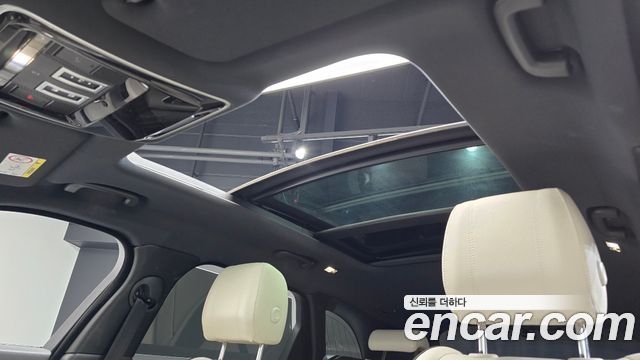 Land Rover Range Rover Velar 3.0 P380 R-Dynamic SE