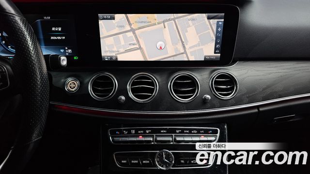 Mercedes-Benz E-Class E300 Avantgarde