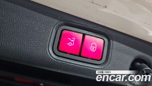 Mercedes-Benz E-Class E300 Avantgarde