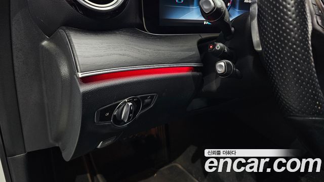 Mercedes-Benz E-Class E300 Avantgarde