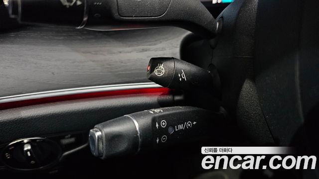 Mercedes-Benz E-Class E300 Avantgarde