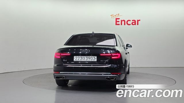 Audi A4 40 TFSI Premium
