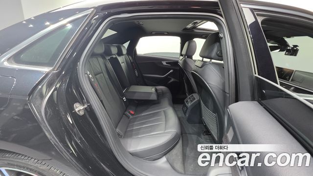 Audi A4 40 TFSI Premium