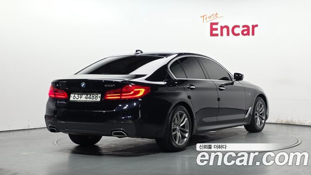 BMW 5-Series 530i xDrive M Sport Package