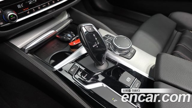 BMW 5-Series 530i xDrive M Sport Package