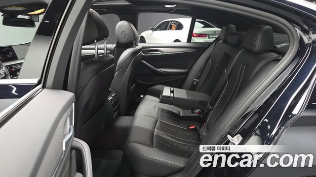 BMW 5-Series 530i xDrive M Sport Package