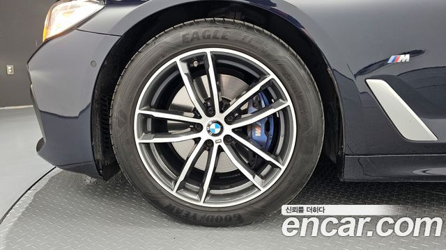 BMW 5-Series 520i M Sport