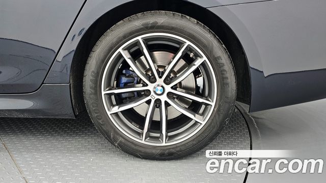BMW 5-Series 520i M Sport