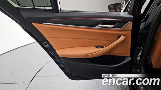 BMW 5-Series 520i M Sport