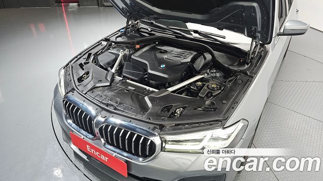 BMW 5-Series 520i M Sport