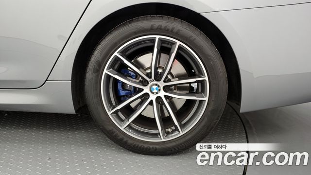 BMW 5-Series 520i M Sport