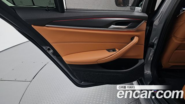 BMW 5-Series 520i M Sport
