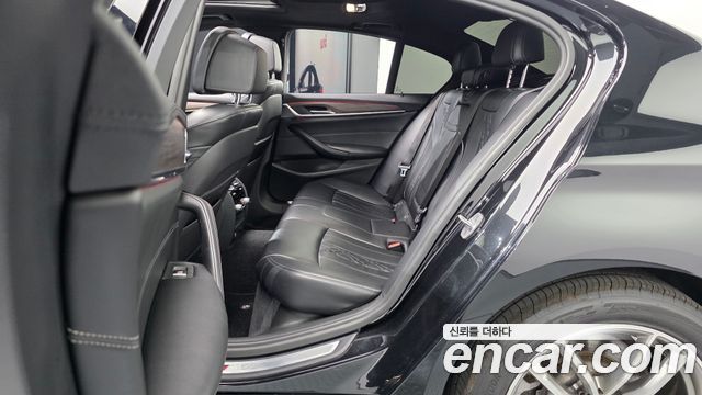 BMW 5-Series 520d M Sport Package Plus