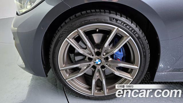 BMW 3-Series M340i Performance