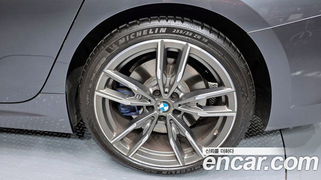 BMW 3-Series M340i Performance