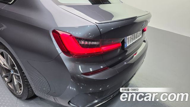 BMW 3-Series M340i Performance