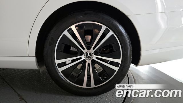 Mercedes-Benz E-Class E250 Avantgarde