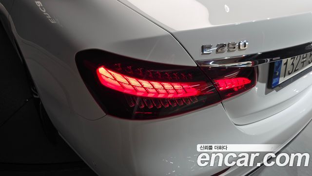 Mercedes-Benz E-Class E250 Avantgarde