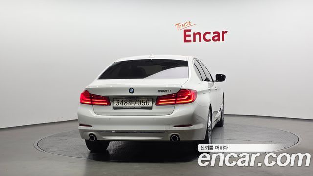 BMW 5-Series 520d Luxury Plus