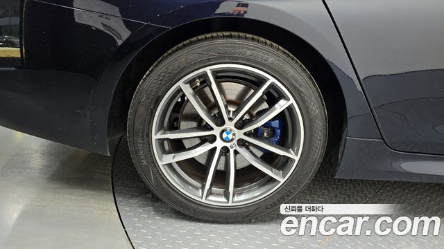 BMW 5-Series 523d M Sport