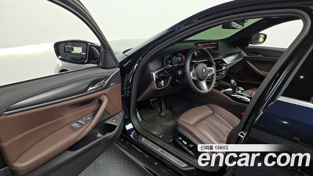 BMW 5-Series 523d M Sport