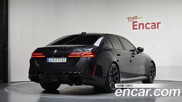 BMW M5 M5 Sedan