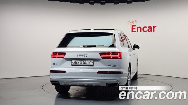 Audi Q7 45 TFSI Quattro