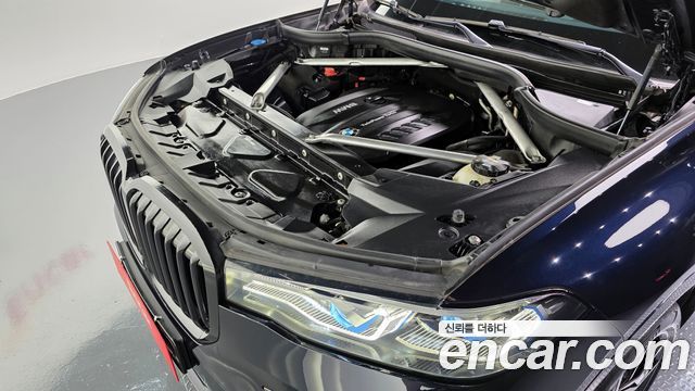BMW X7 xDrive 30d M Sport First Edition