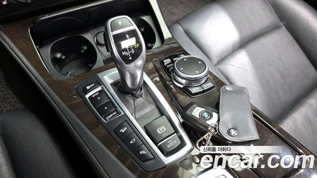 BMW 5-Series 528i xDrive M Aero Dynamic
