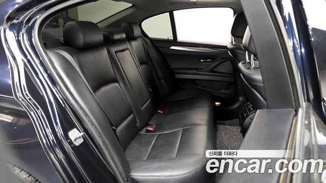BMW 5-Series 528i xDrive M Aero Dynamic