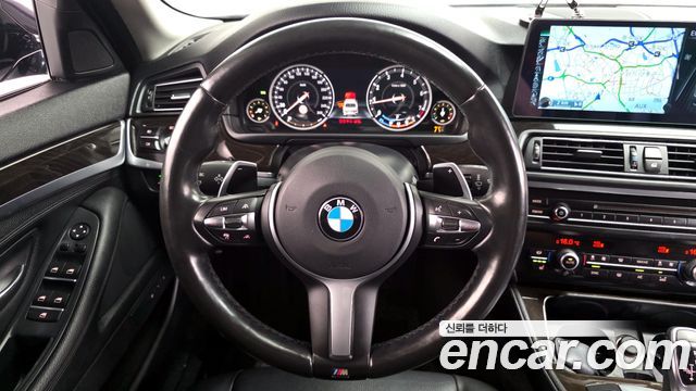 BMW 5-Series 528i xDrive M Aero Dynamic