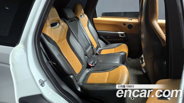 Land Rover Range Rover Sport 5.0 SVR