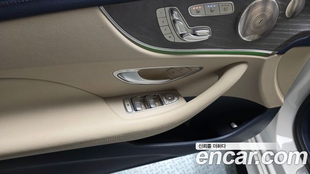 Mercedes-Benz E-Class E450 4MATIC Cabriolet