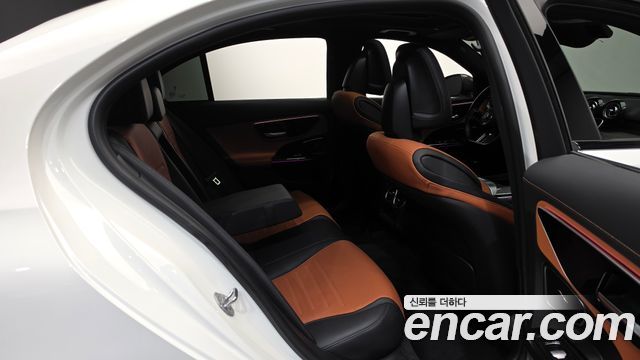 Mercedes-Benz C-Class C300 4MATIC AMG Line