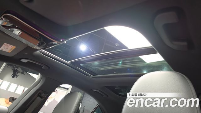 Mercedes-Benz C-Class C300 4MATIC AMG Line