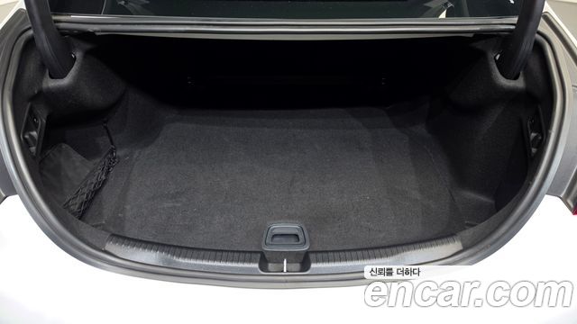 Mercedes-Benz C-Class C300 4MATIC AMG Line