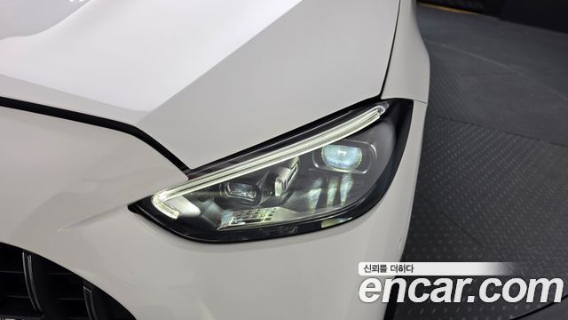 Mercedes-Benz C-Class C300 4MATIC AMG Line