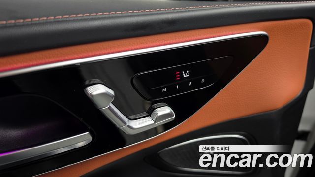 Mercedes-Benz C-Class C300 4MATIC AMG Line