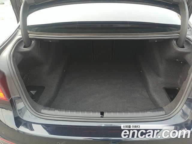 BMW 5-Series 530i M Sport Package Plus