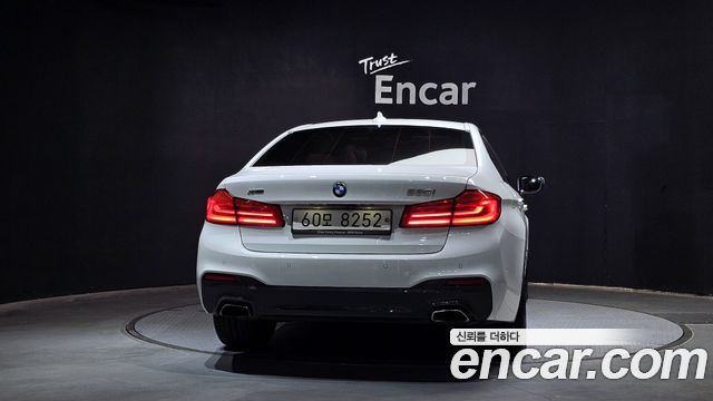 BMW 5-Series 530i xDrive M Sport Package