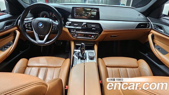BMW 5-Series 530i xDrive M Sport Package