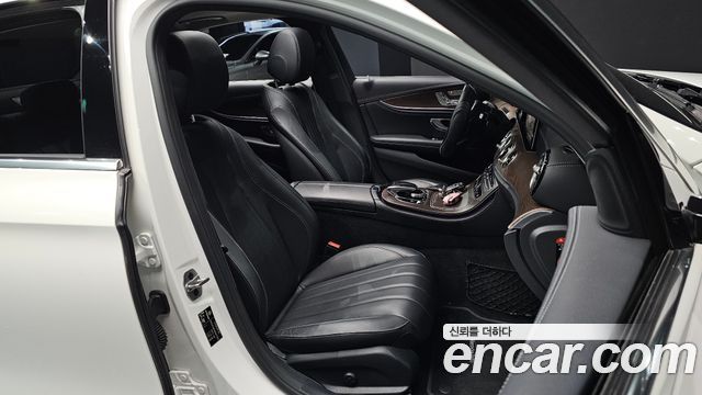 Mercedes-Benz E-Class E220d Exclusive