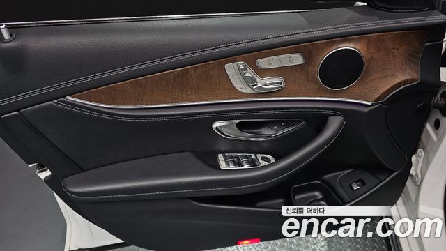 Mercedes-Benz E-Class E220d Exclusive