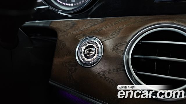 Mercedes-Benz E-Class E220d Exclusive