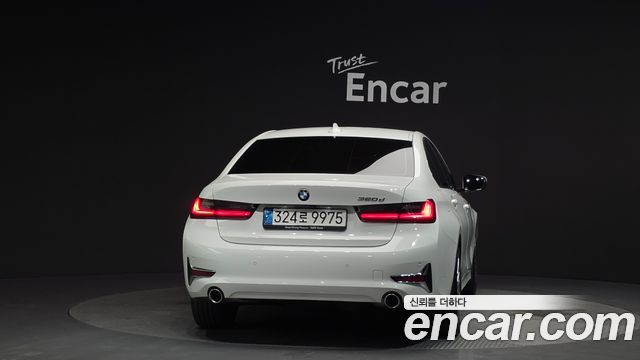 BMW 3-Series 320d Luxury